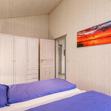 Nice Home In Rechlin With Sauna 외부 사진