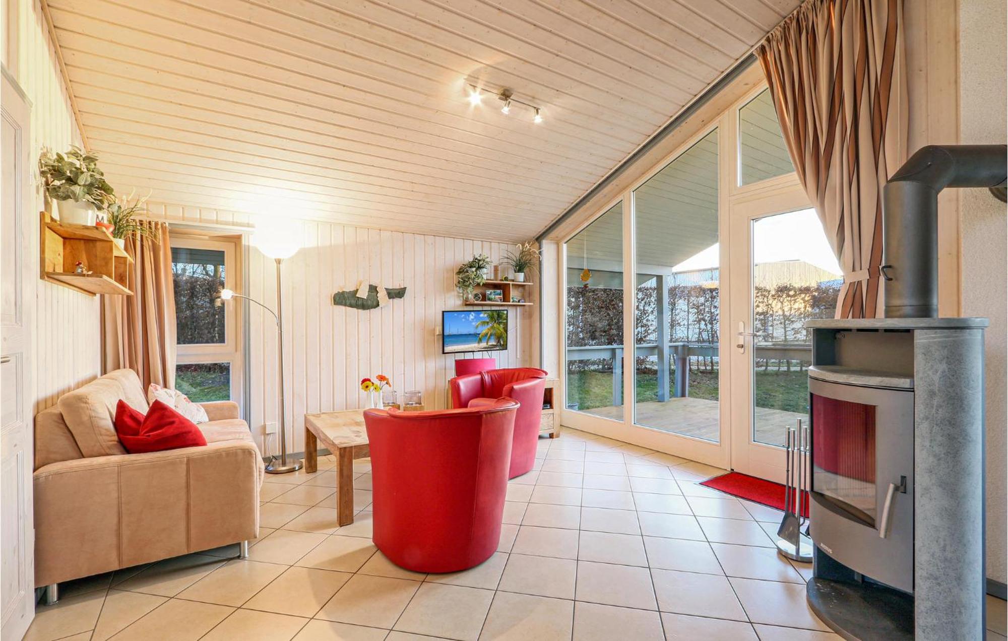 Nice Home In Rechlin With Sauna 외부 사진